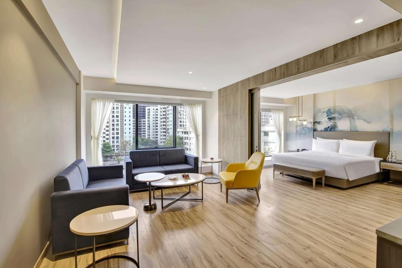 Park Inn By Radisson Сурат Экстерьер фото